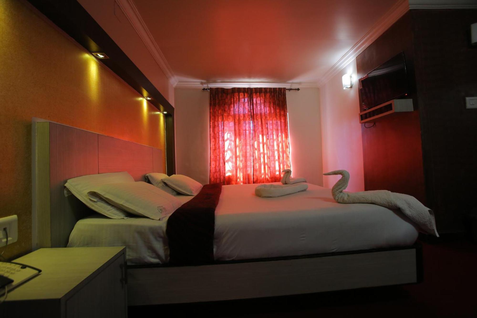 City Palace Hotel 우티 외부 사진